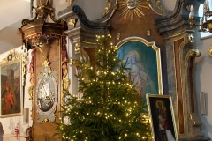 Świąteczny wystrój kościoła - Boże Narodzenie 2019 / Fotografia: Krzysztof Służałek